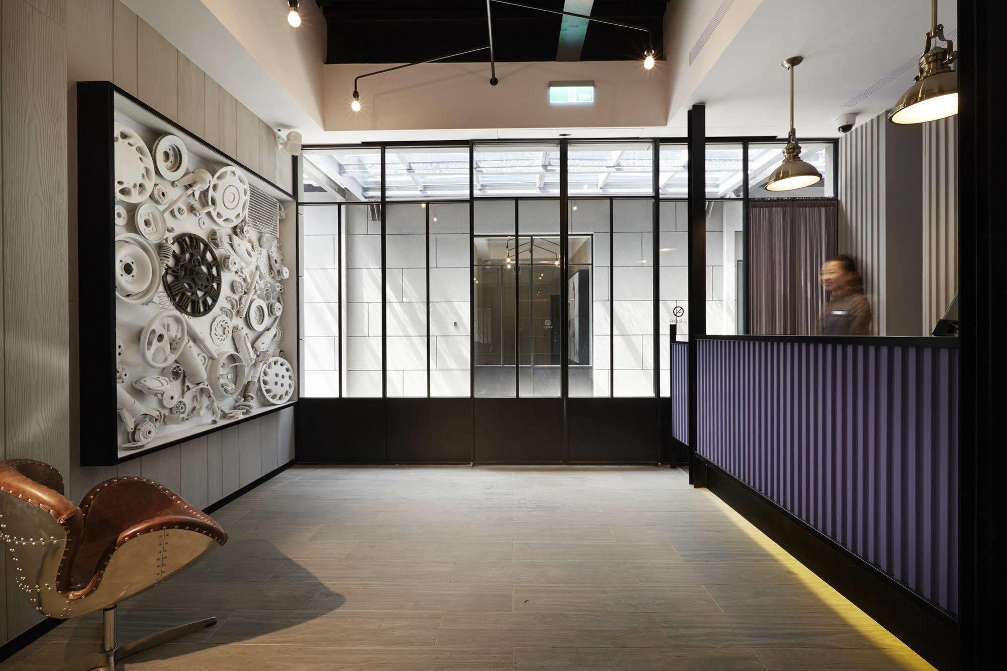 Hotel Tango Jihe